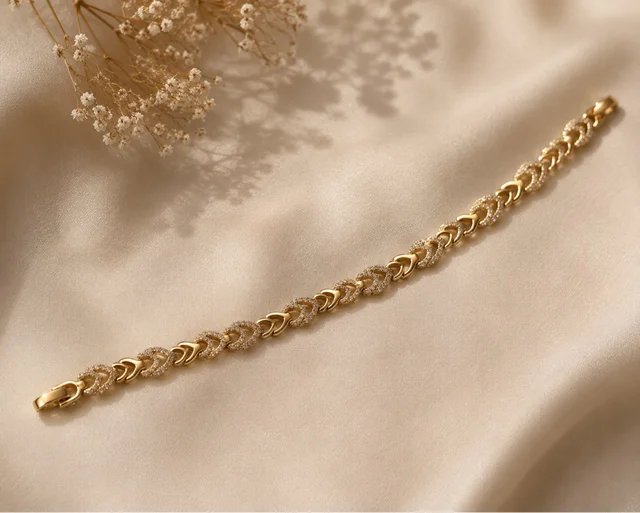 Pulsera Elegante con Circonitas Brillantes
