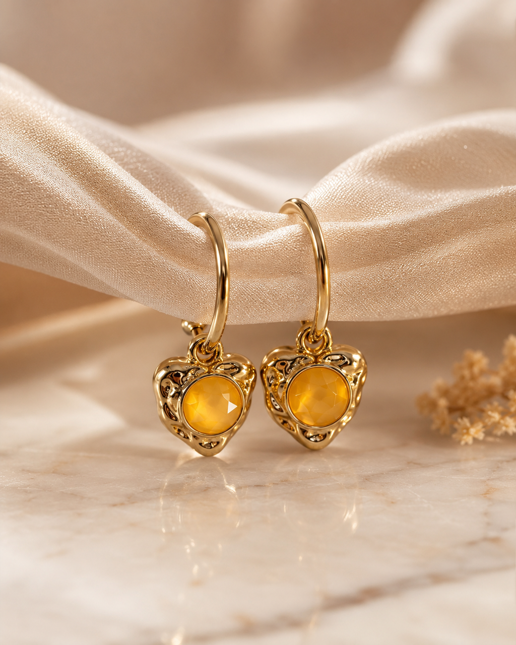 Pendientes Aurelia Miel · Chapado en Oro 14K