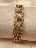 Pulsera geométrica chapada en oro 18K - Diseño moderno y sofisticado