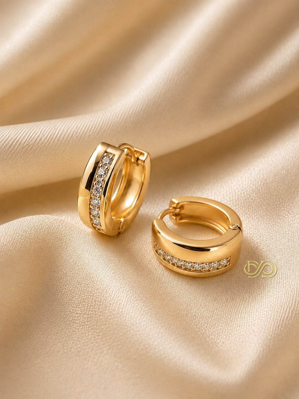 Pendientes Aura Dorada Chapados en Oro 18K